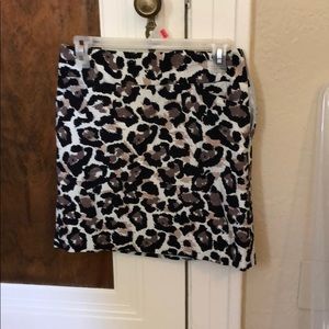 Loft 0 petite animal print skirt